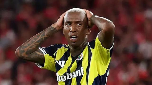 Fenerbahçe'yi Şok Eden Gelişme! Talisca'nın Ayrılığı Yolda mı? Temel Anlaşma Sağlandı