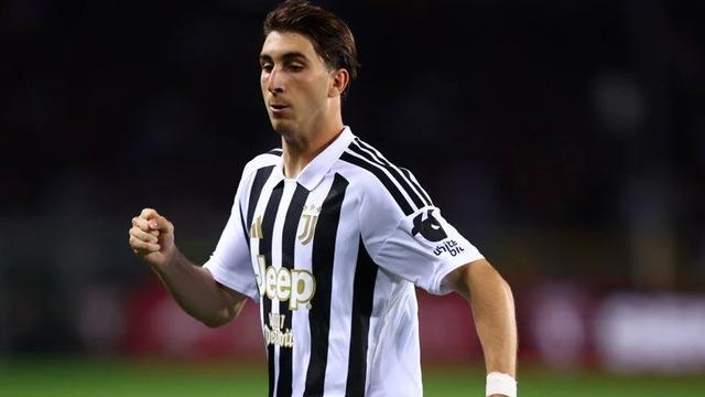 İtalyan Orta Saha Yıldızı Fabio Miretti, Beşiktaş İçin İstanbul'da