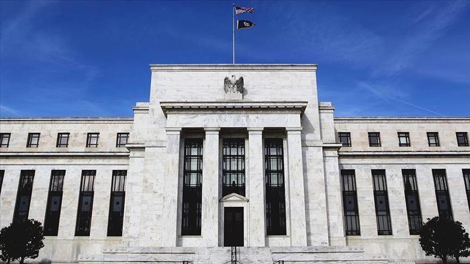 Fed Faiz Oranlarını Sabit Tuttu: Enflasyon ve Ekonomik Gelişmeler Işığında Analiz