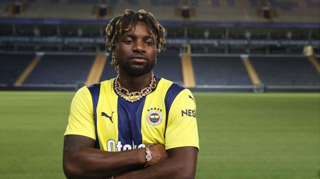 allan-saint-maximin-fenerbahçe-2024-2025-2-1721225288-142672