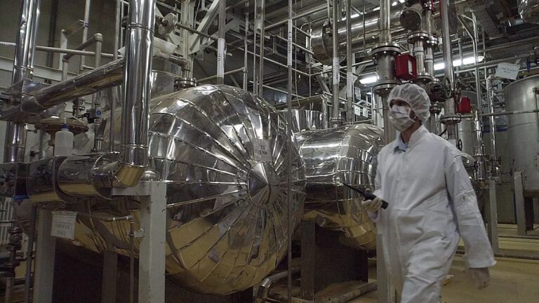 İranlı Yetkili: Tahran, Amerika Birleşik Devletleri'nin tekrar güven kurması halinde buluşmaya hazır