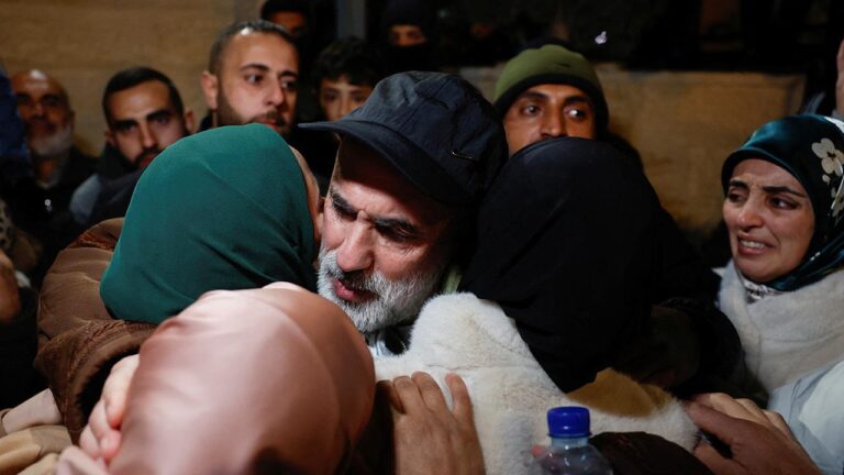 Gazze'deki fesih müzakerelerinde serbest bırakılacak mahkumların konusu tartışılacak.