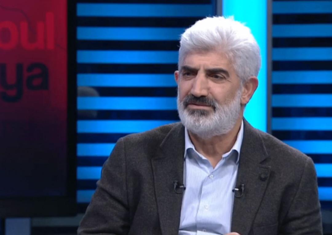 Seçim anketleriyle ünlü olan Shsan Aktaş, yapay zeka fotoğrafını gerçek olarak paylaştı ve sosyal medyada gündem oldu! 