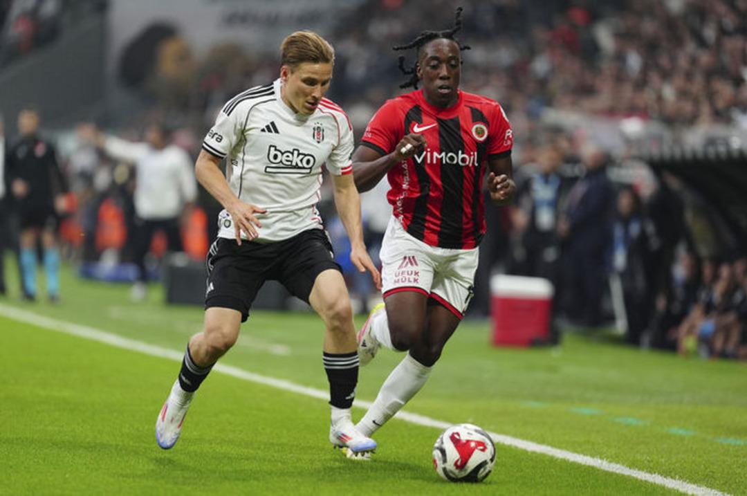 F.Bahçe'den kiralık olarak Beşiktaş'a gelen Cengiz Ünder için flaş gelişme! Anlaşmanın detayları ve transfer ücreti belli oldu… 4